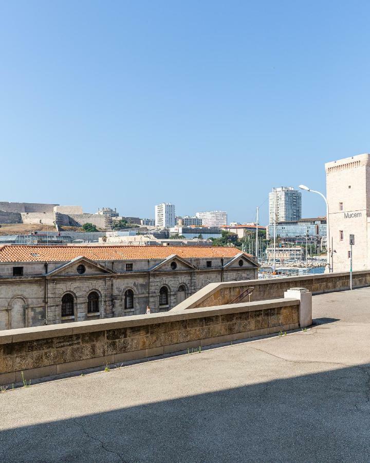 Misirlou -Superbe Studio Dans La Vieille Ville Marseille Luaran gambar